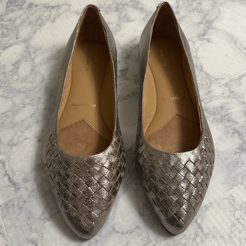 Trotters Estee Woven T1769-040 Women's Size 11WW Silver Loafer Flats Shoes Wide